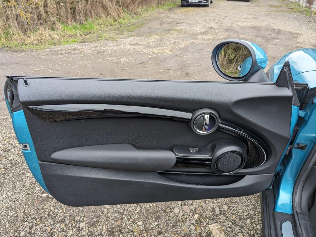 MINI CONVERTIBLE 2.0 Cooper S Convertible 2016