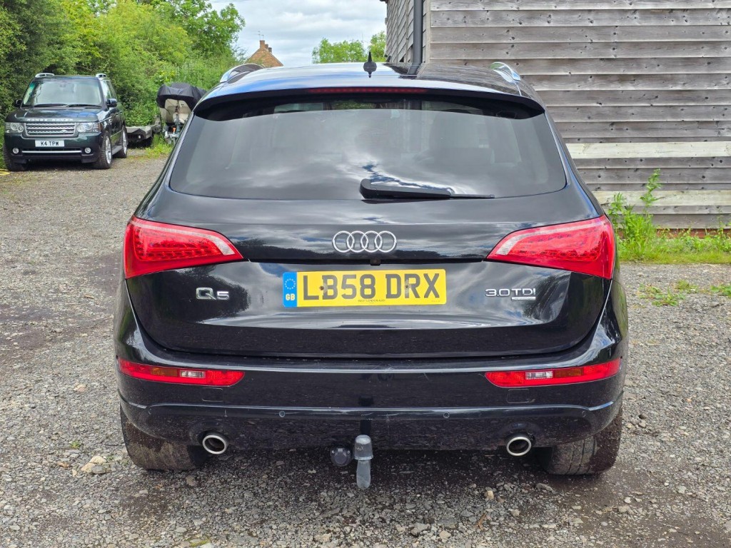 AUDI Q5 3.0 TDI V6 SE 2009