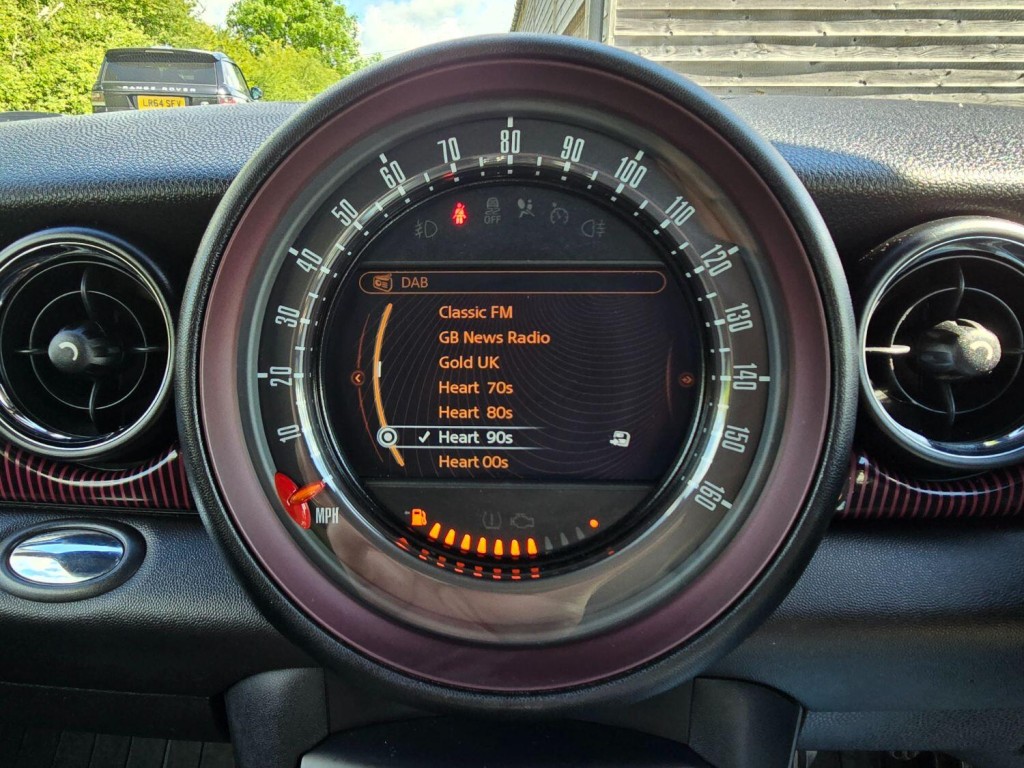 MINI CLUBMAN 2.0 Cooper SD Hampton Clubman 2011