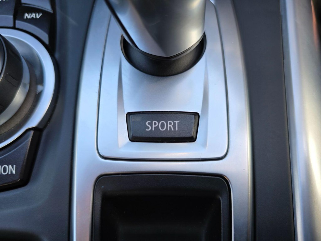 BMW X6 3.0 X6 M50d 2013