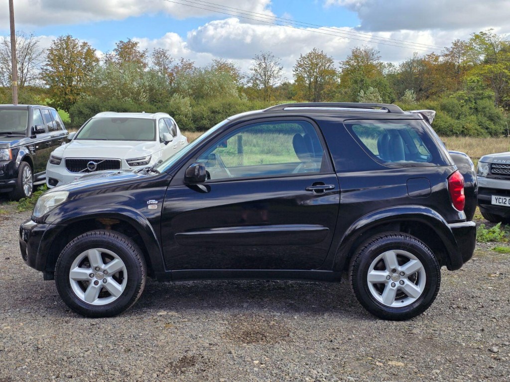 TOYOTA RAV4 2.0 D-4D XT3 2004