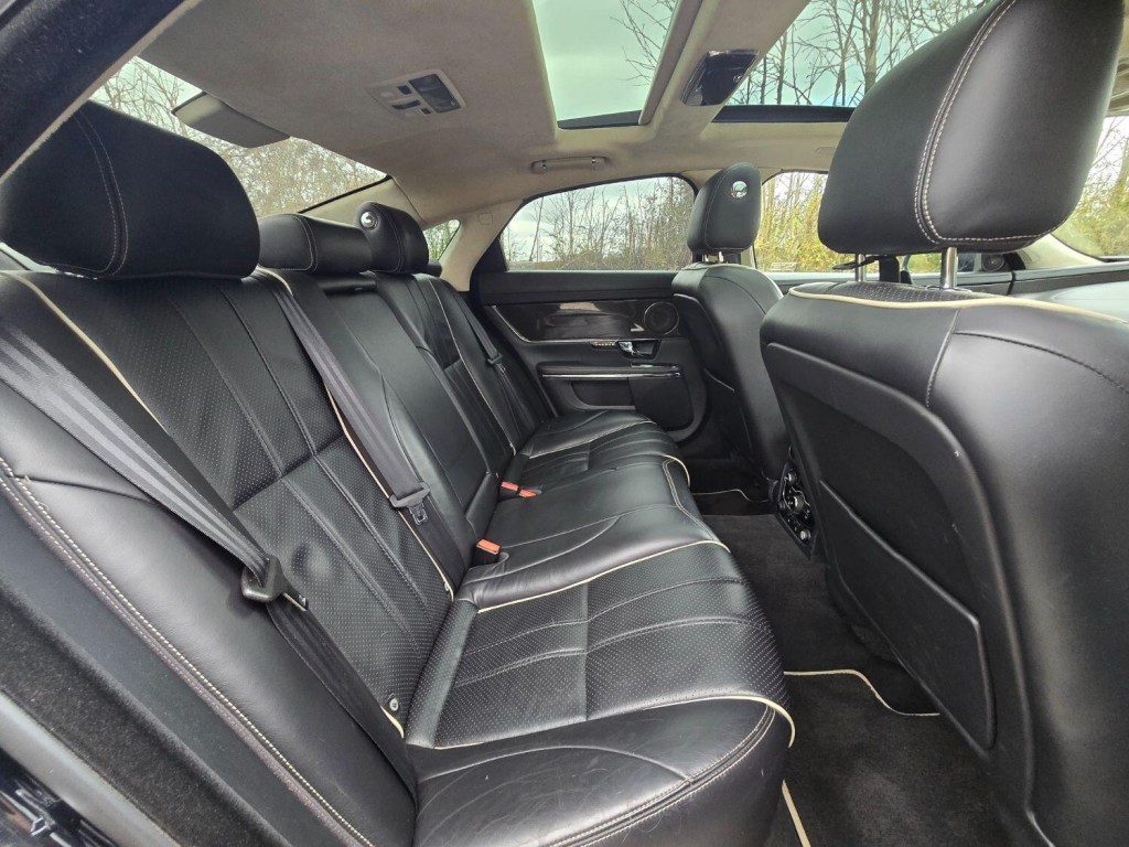 JAGUAR XJ 3.0 d V6 Portfolio 2011