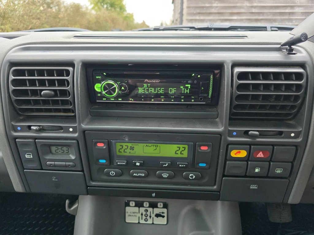 LAND ROVER DISCOVERY 2.5 TD5 GS 2001