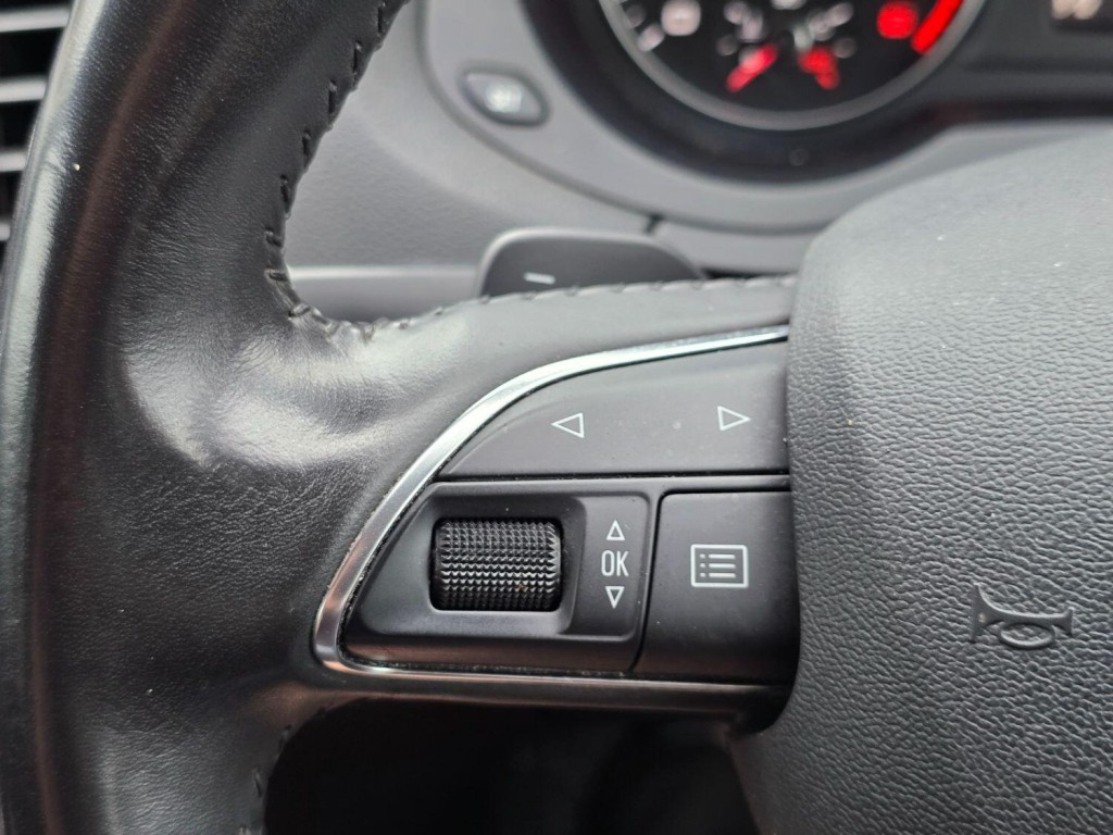 AUDI Q3 2.0 TDI SE 2013