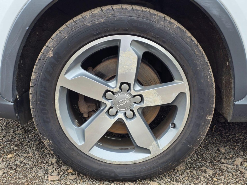 AUDI Q3 2.0 TDI SE 2013