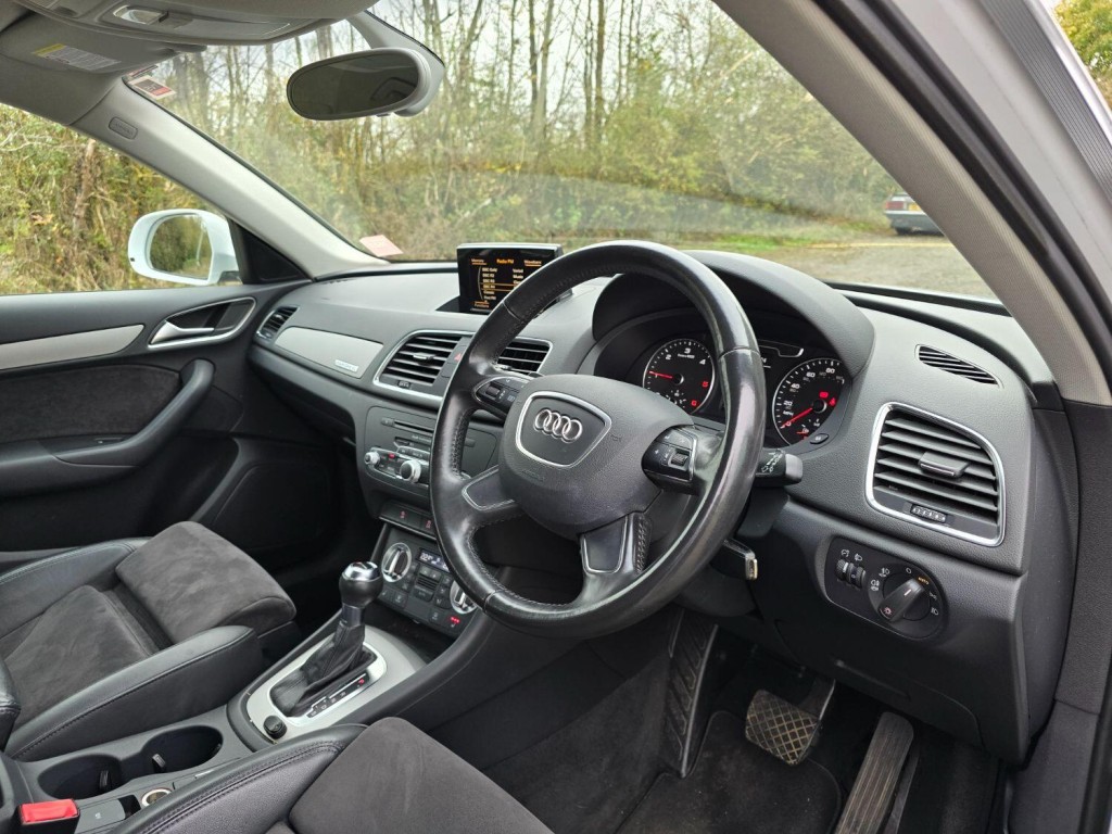 AUDI Q3 2.0 TDI SE 2013