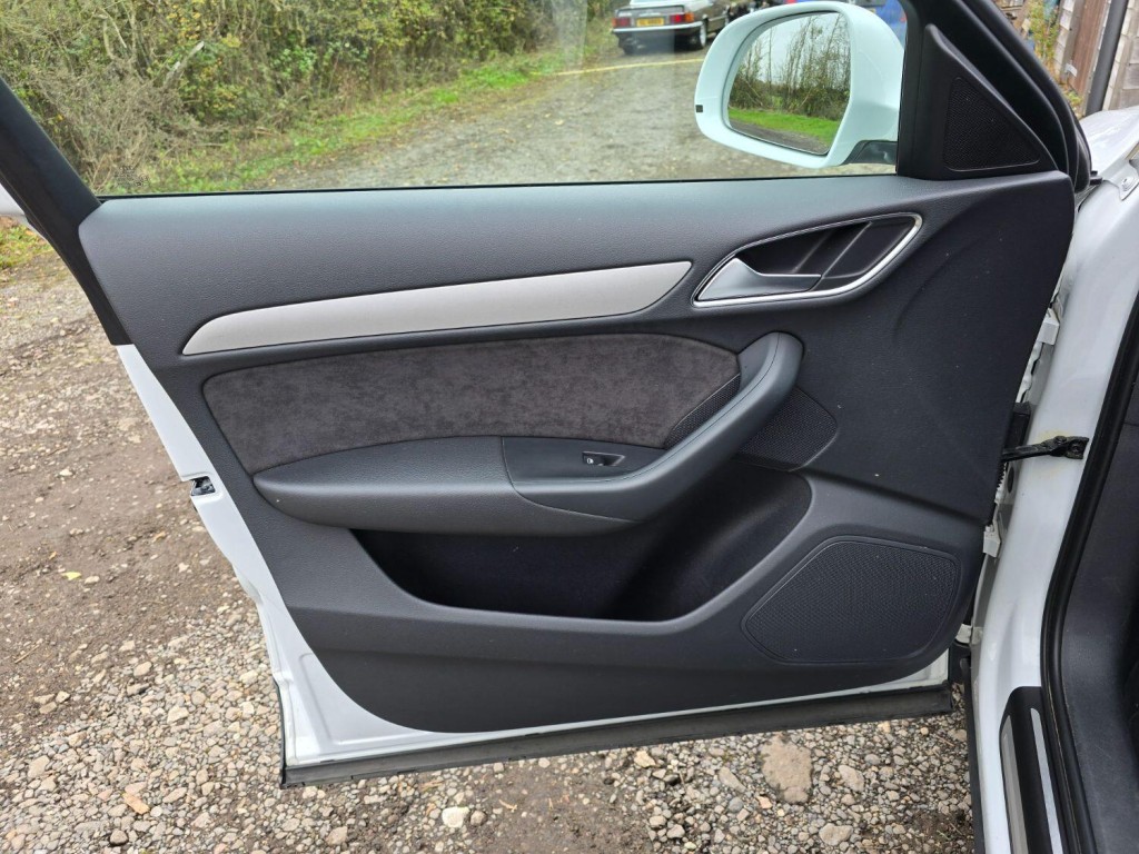 AUDI Q3 2.0 TDI SE 2013