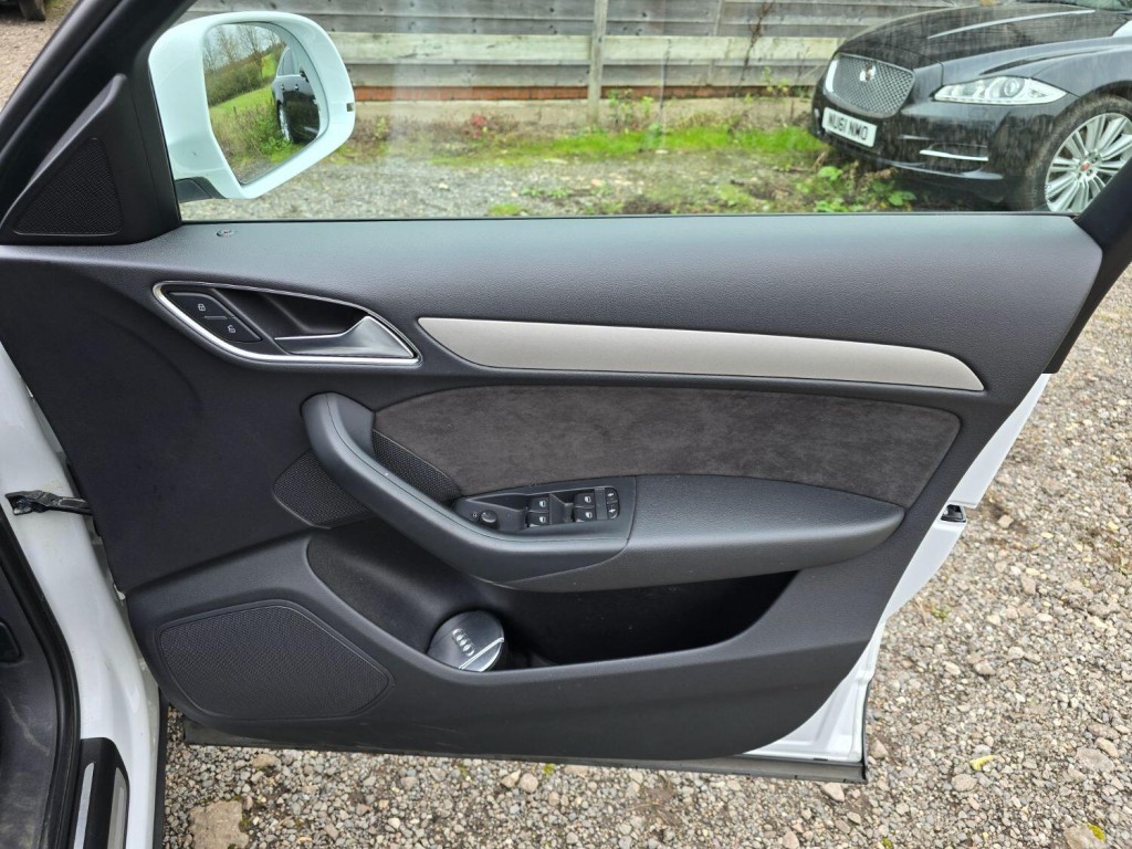 AUDI Q3 2.0 TDI SE 2013