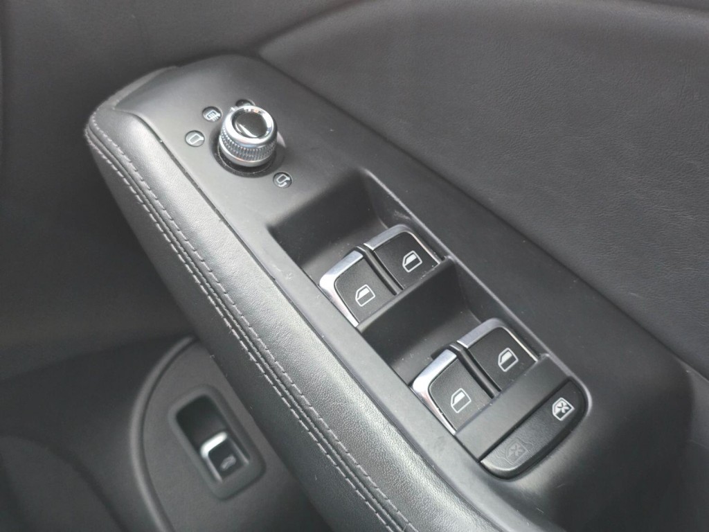 AUDI Q5 2.0 TDI S line Plus 2013