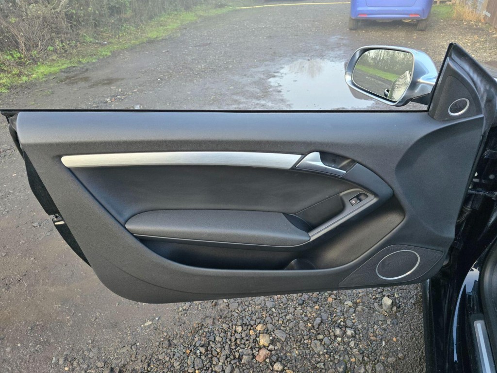 AUDI S5 3.0 TFSI V6 2010