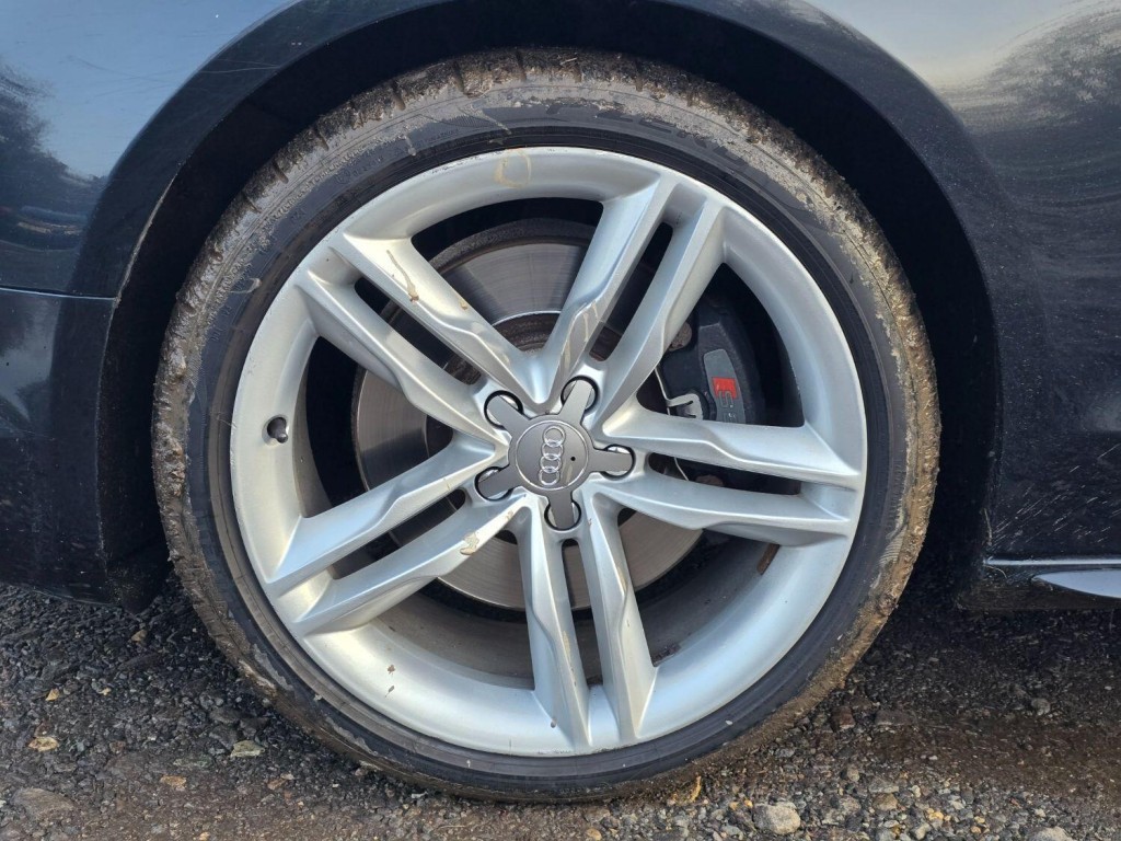 AUDI S5 3.0 TFSI V6 2010