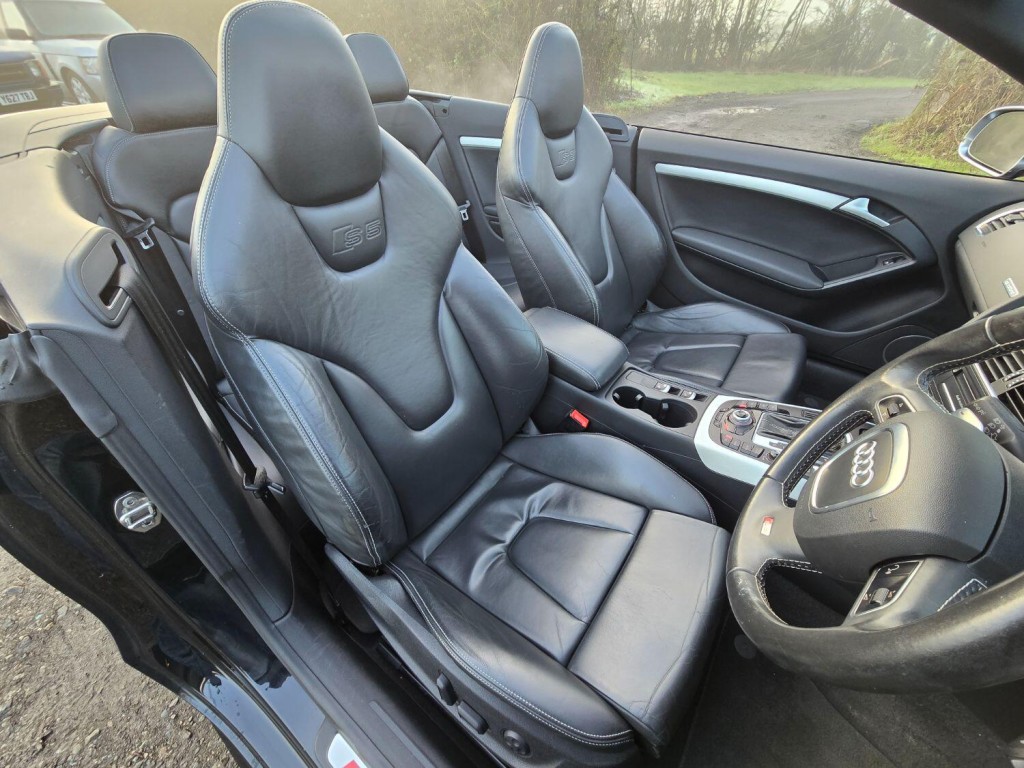 AUDI S5 3.0 TFSI V6 2010