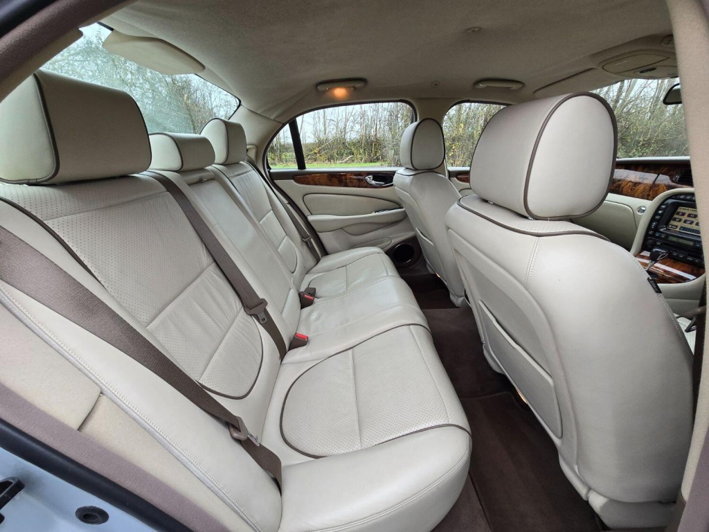 JAGUAR XJ 2.7 TD Sovereign 2007