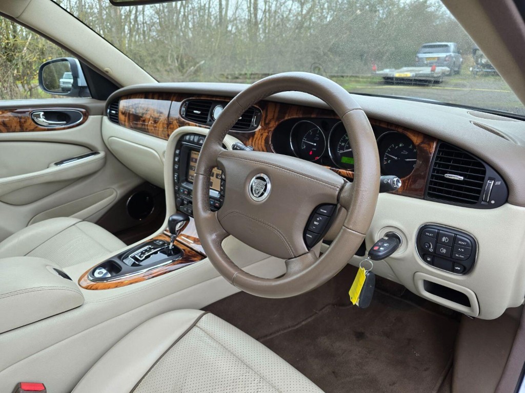 JAGUAR XJ 2.7 TD Sovereign 2007