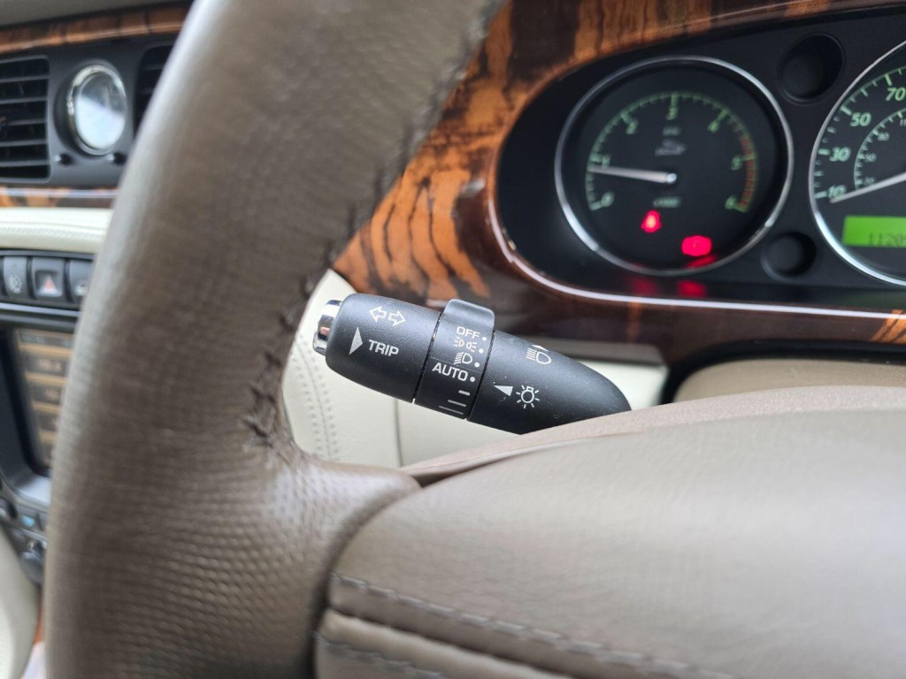 JAGUAR XJ 2.7 TD Sovereign 2007