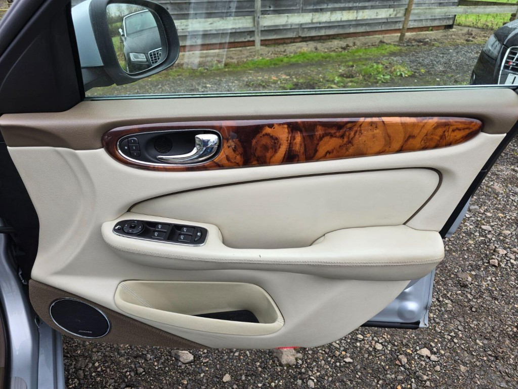 JAGUAR XJ 2.7 TD Sovereign 2007
