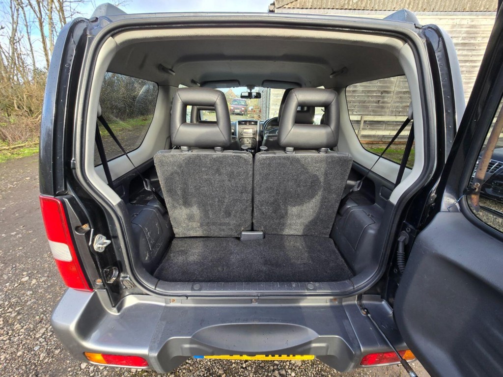 SUZUKI JIMNY 1.3 SZ4 2010