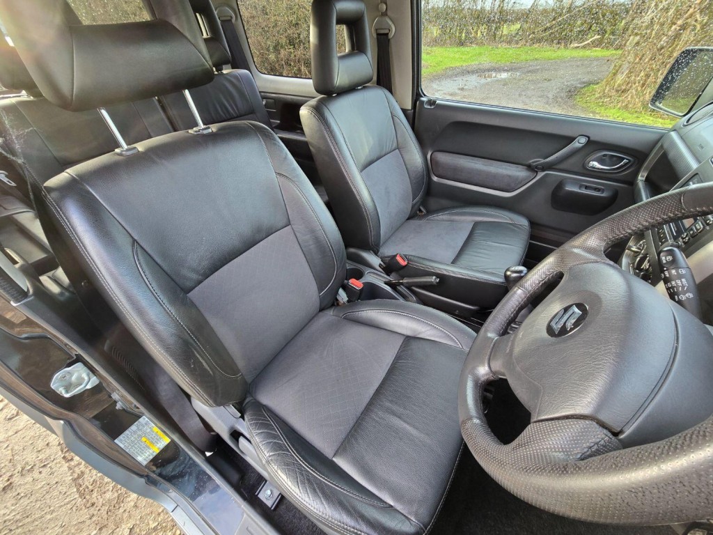 SUZUKI JIMNY 1.3 SZ4 2010