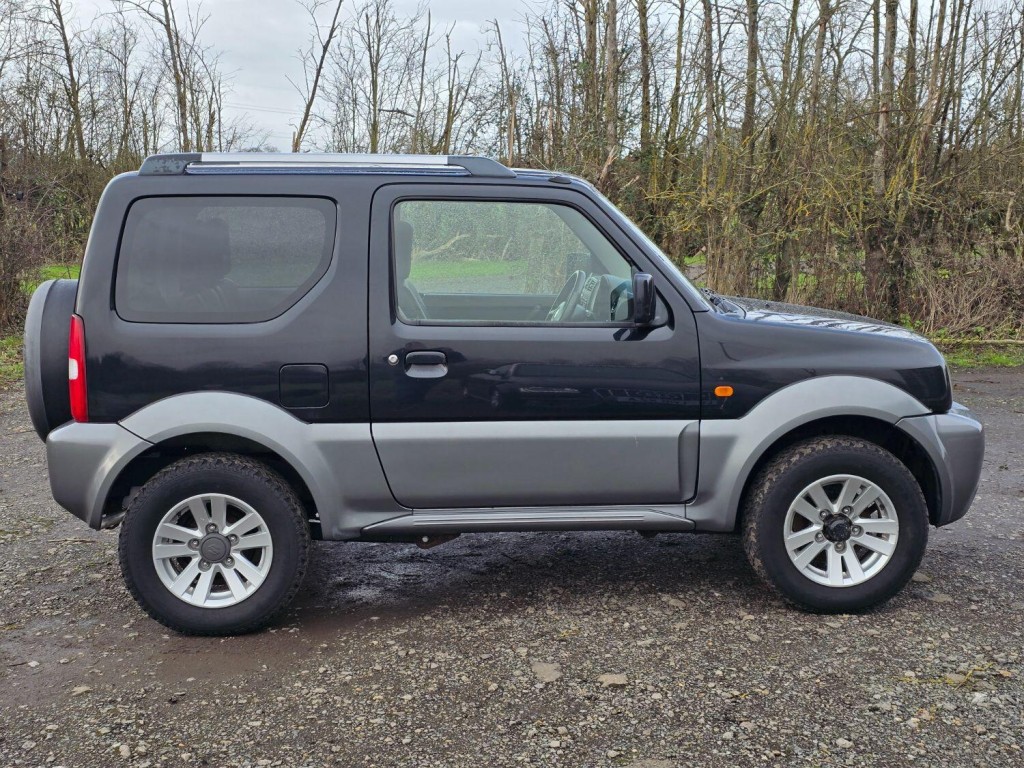SUZUKI JIMNY 1.3 SZ4 2010
