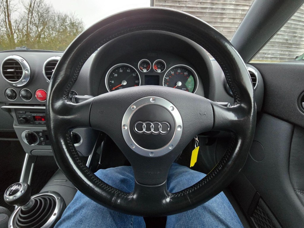 AUDI TT 1.8 2005