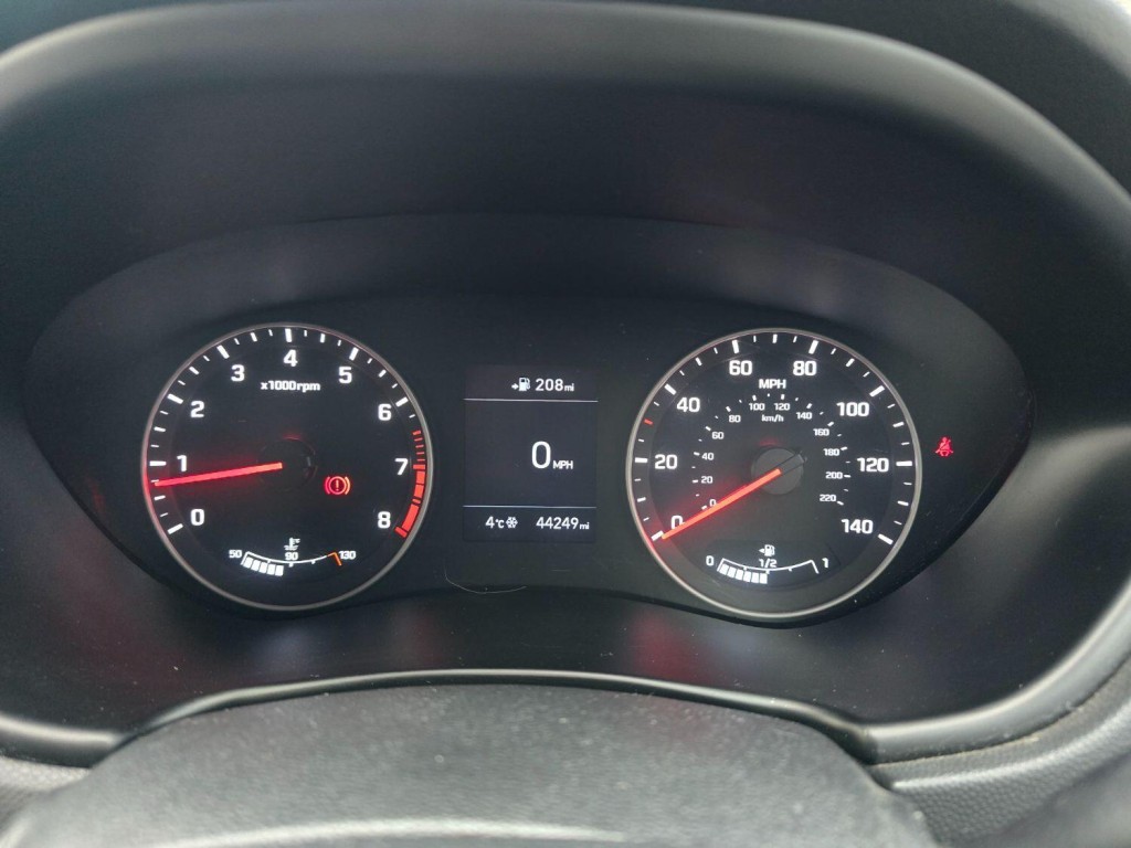 HYUNDAI I20 1.2 Premium Nav 2019