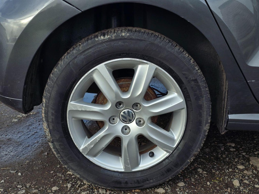 VOLKSWAGEN POLO 1.2 Match 2012