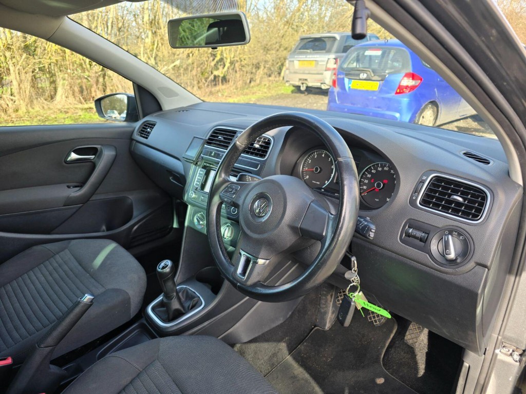 VOLKSWAGEN POLO 1.2 Match 2012