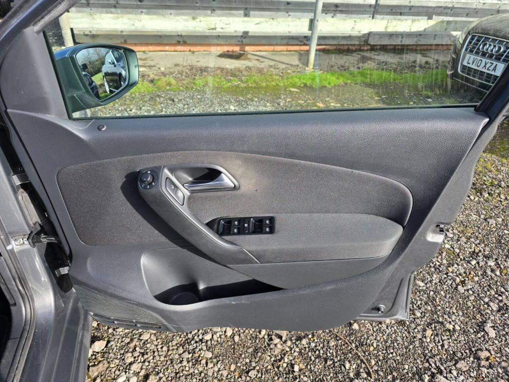 VOLKSWAGEN POLO 1.2 Match 2012