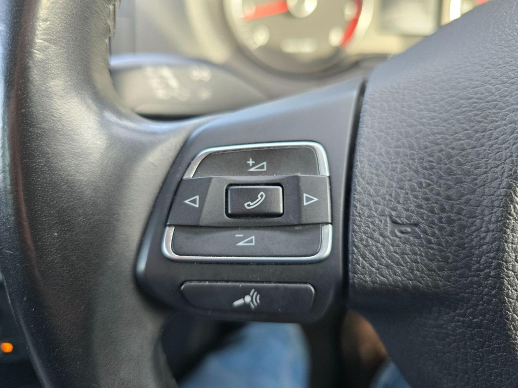 VOLKSWAGEN POLO 1.2 Match 2012