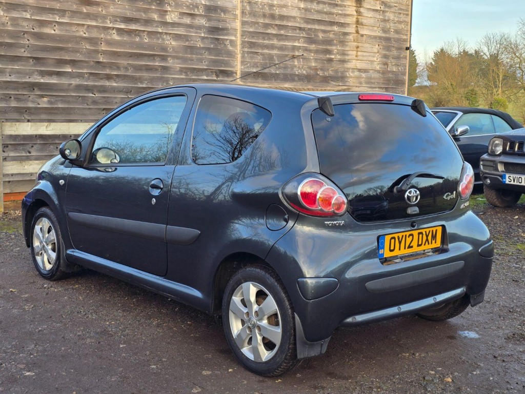 TOYOTA AYGO 1.0 VVT-i Go 2012