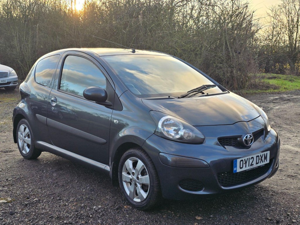 TOYOTA AYGO 1.0 VVT-i Go 2012