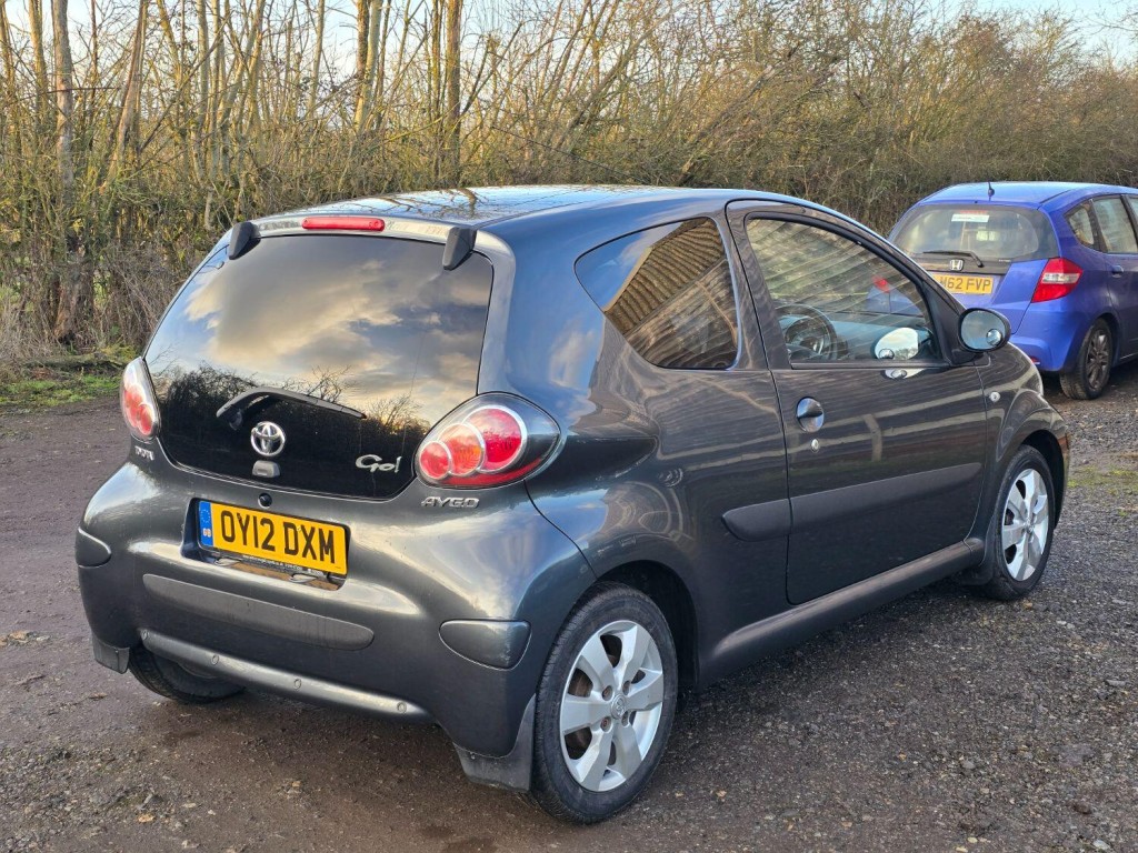 TOYOTA AYGO 1.0 VVT-i Go 2012