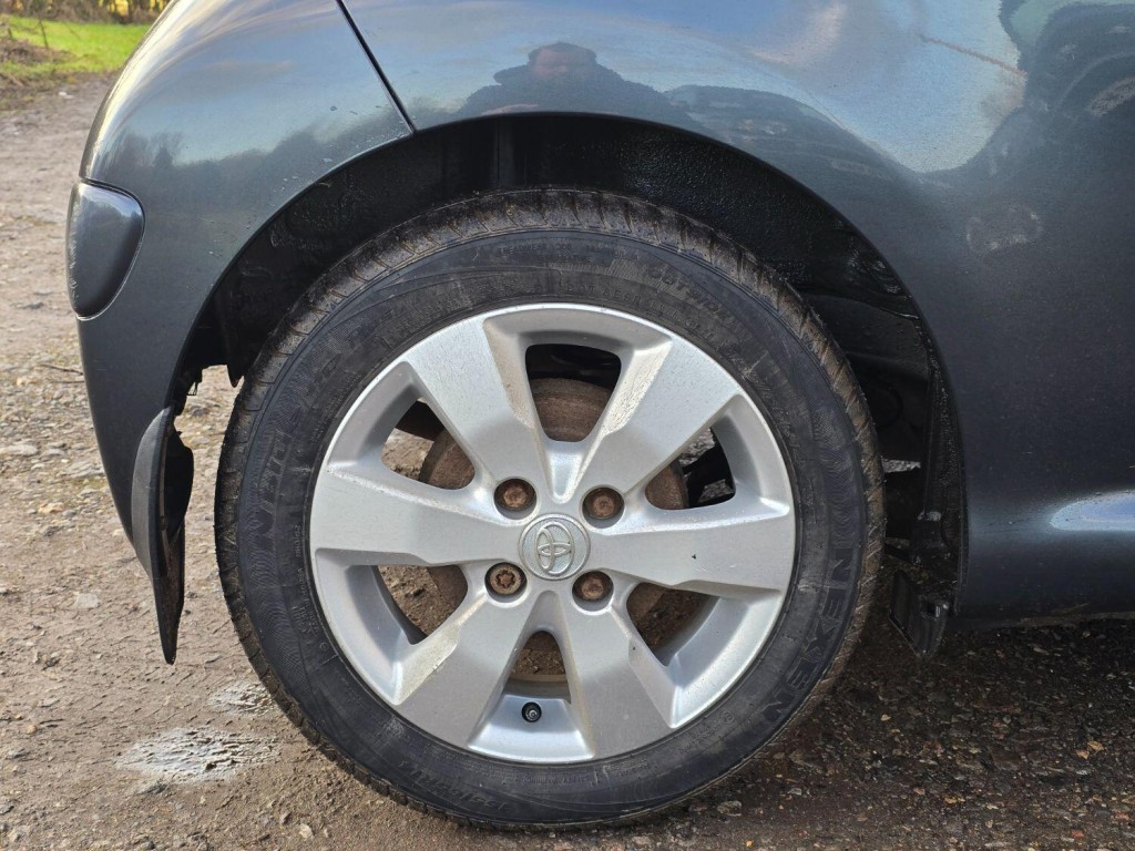 TOYOTA AYGO 1.0 VVT-i Go 2012