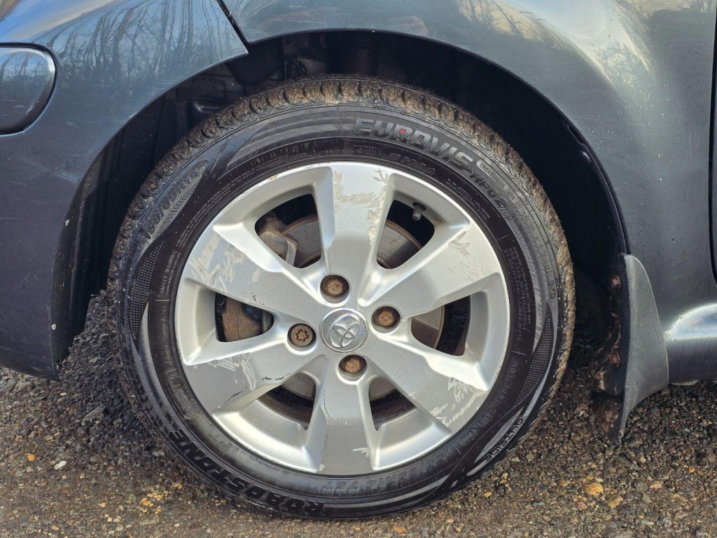 TOYOTA AYGO 1.0 VVT-i Go 2012