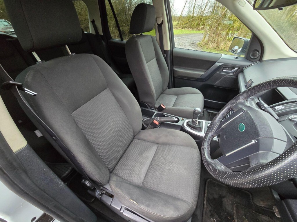 LAND ROVER FREELANDER 2 2.2 TD4 S 2011