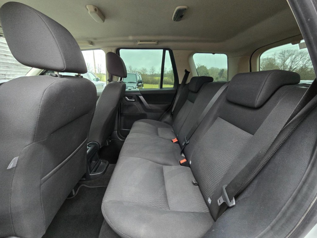 LAND ROVER FREELANDER 2 2.2 TD4 S 2011