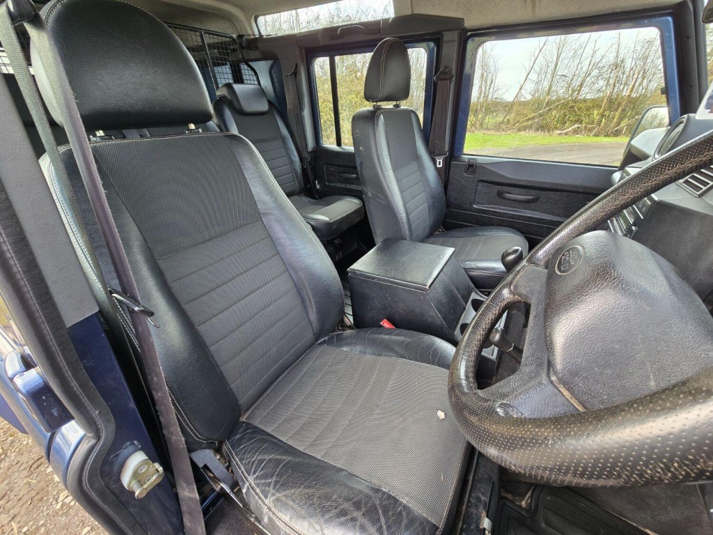 LAND ROVER DEFENDER 110 2.4 TDCi XS 2007