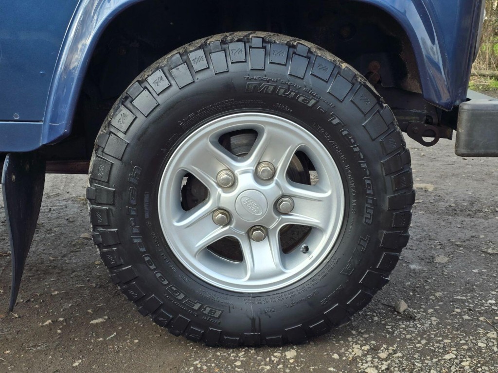 LAND ROVER DEFENDER 110 2.4 TDCi XS 2007