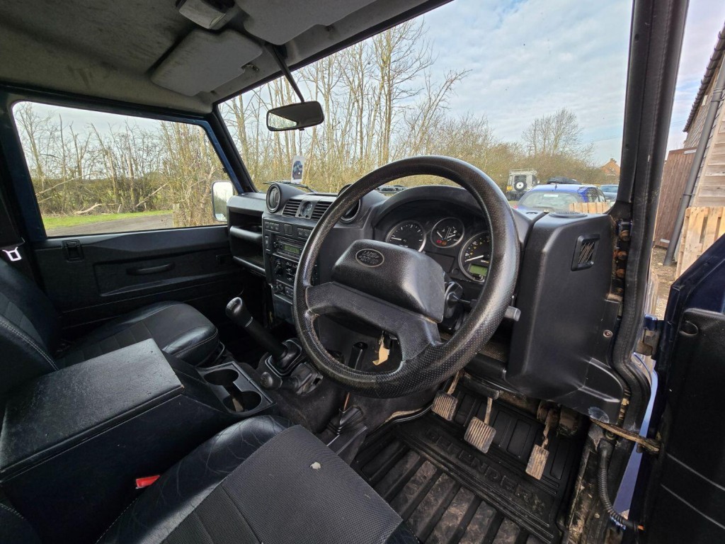 LAND ROVER DEFENDER 110 2.4 TDCi XS 2007