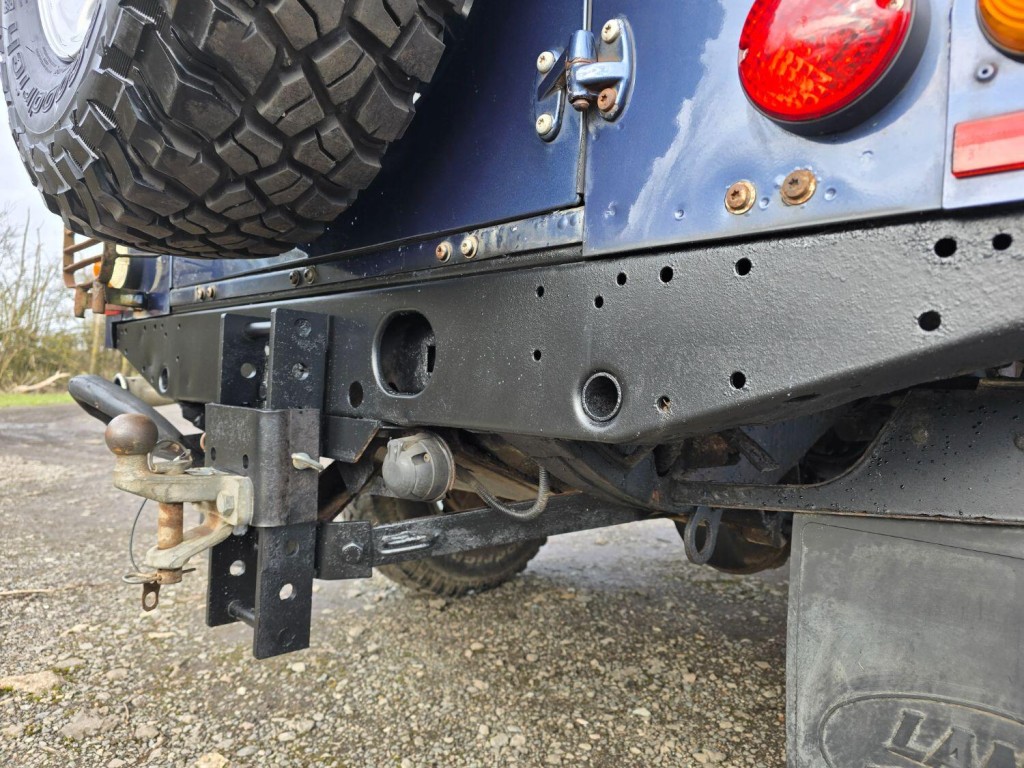 LAND ROVER DEFENDER 110 2.4 TDCi XS 2007