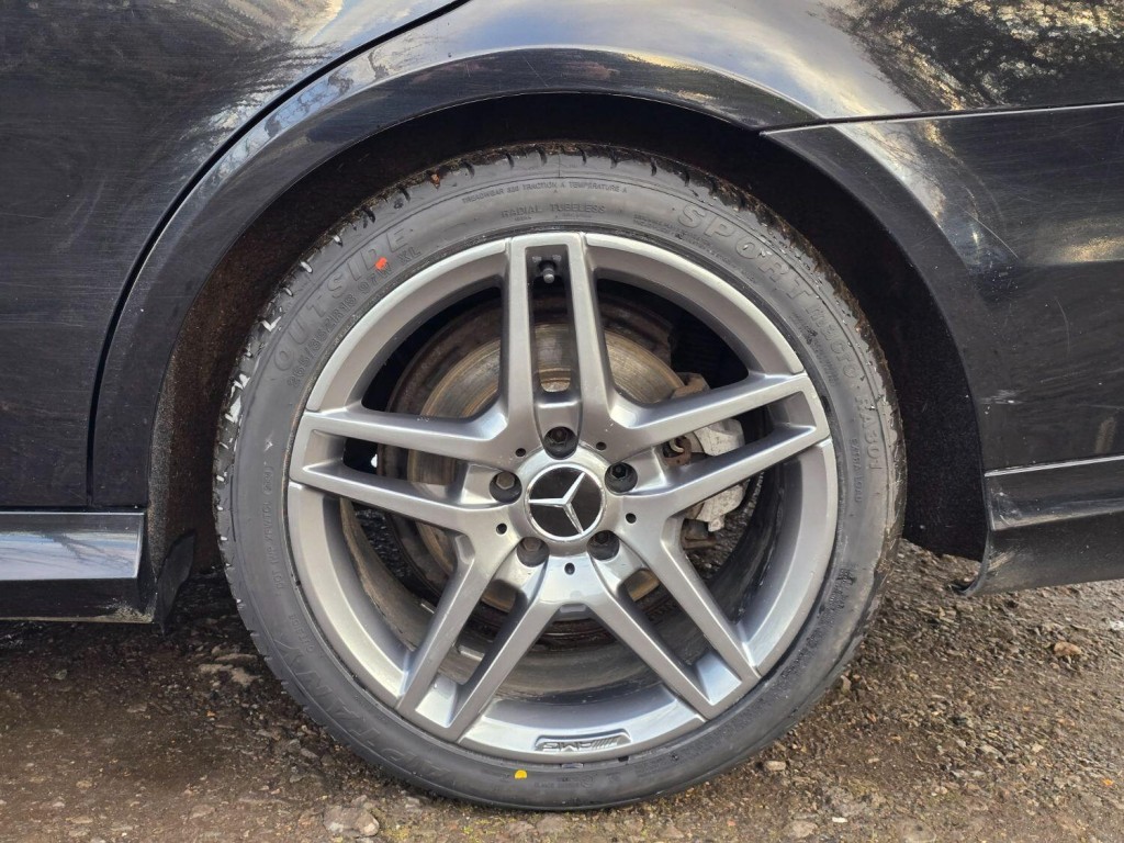 MERCEDES-BENZ E CLASS 2.1 E300dh BlueTEC AMG Sport 2014