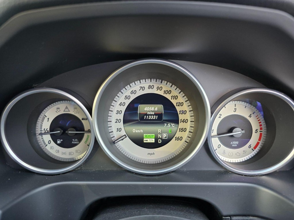 MERCEDES-BENZ E CLASS 2.1 E300dh BlueTEC AMG Sport 2014