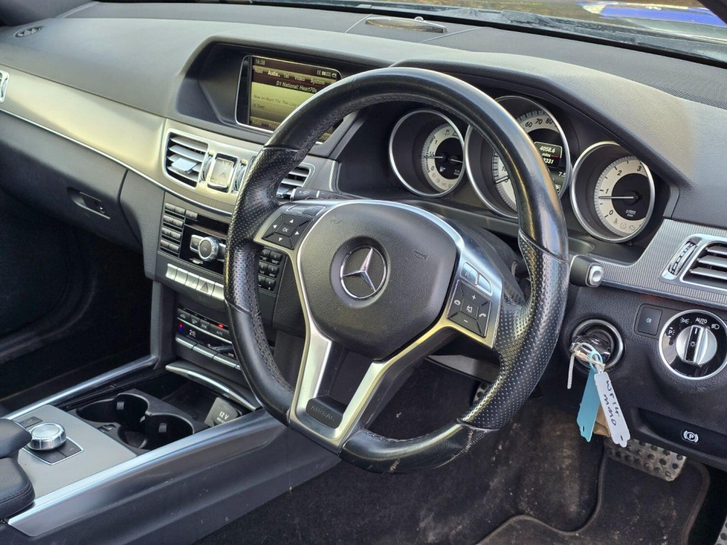 MERCEDES-BENZ E CLASS 2.1 E300dh BlueTEC AMG Sport 2014