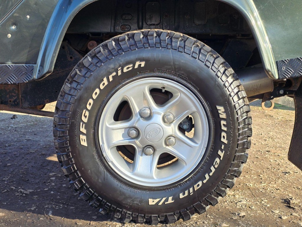 LAND ROVER DEFENDER 110 2.4 TDCi County 2007