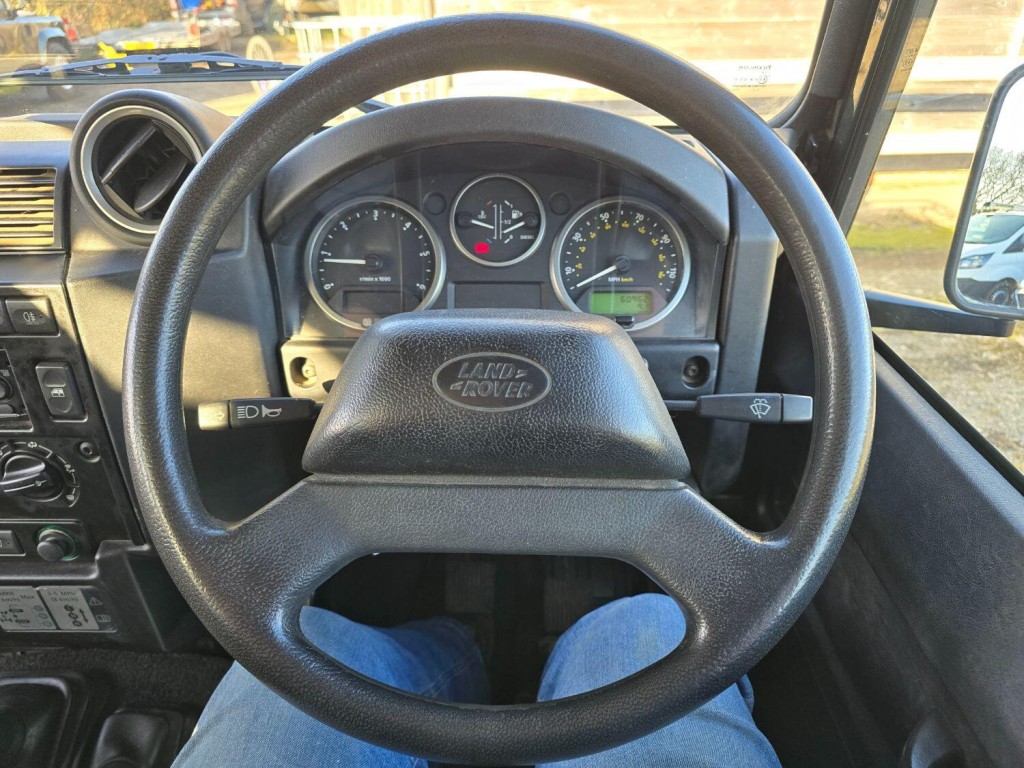 LAND ROVER DEFENDER 110 2.4 TDCi County 2007