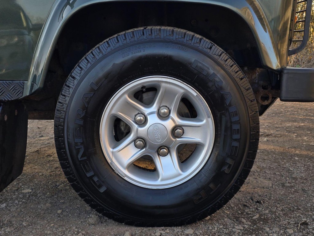 LAND ROVER DEFENDER 110 2.4 TDCi County 2009