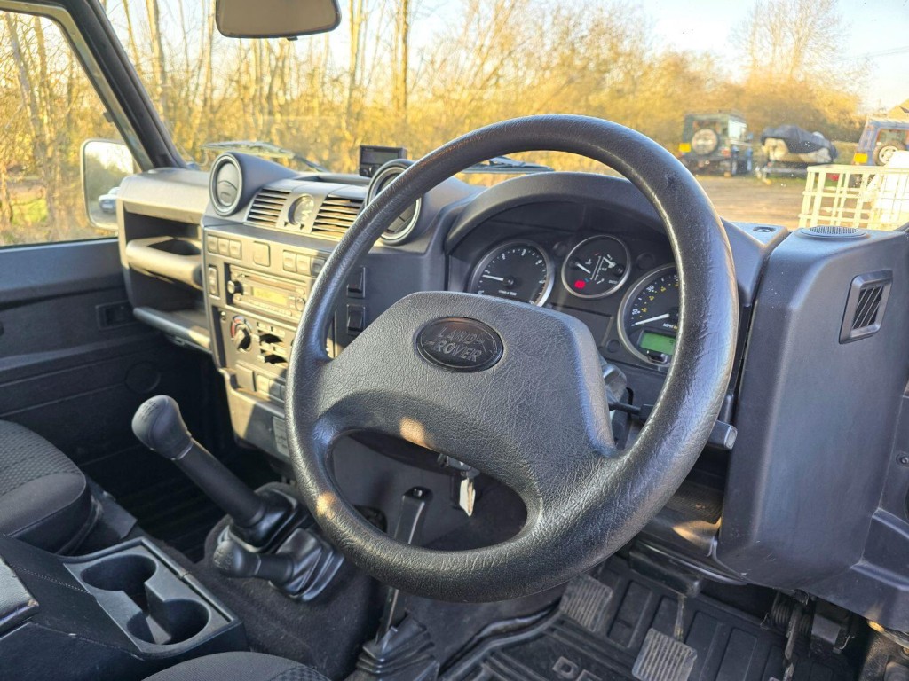 LAND ROVER DEFENDER 110 2.4 TDCi County 2009