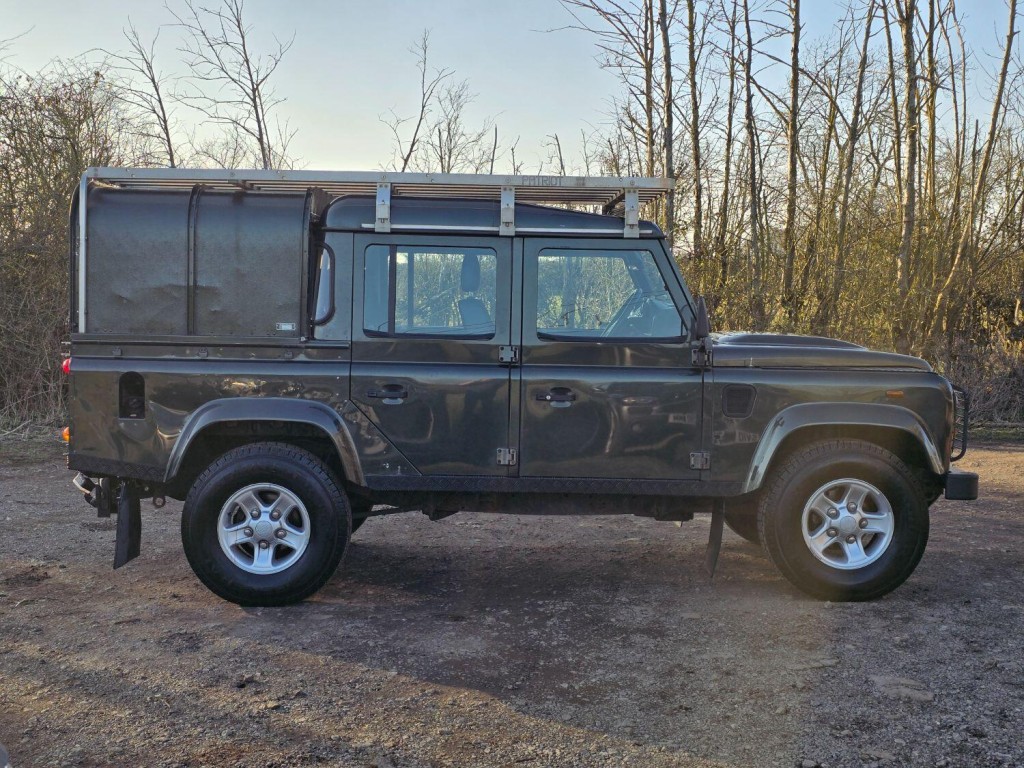 LAND ROVER DEFENDER 110 2.4 TDCi County 2009