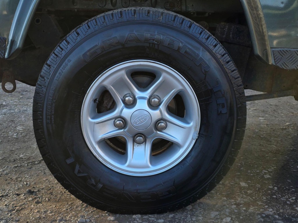 LAND ROVER DEFENDER 110 2.4 TDCi County 2009