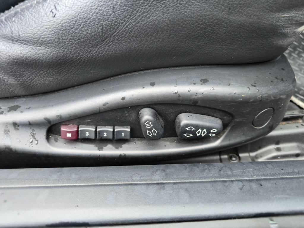 BMW 3 SERIES 2.0 320Cd M Sport Edition Convertible 2006